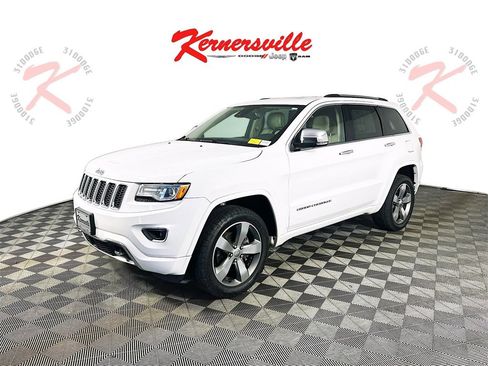 Used 2016 Jeep Grand Cherokee Overland w/ Advanced Technology Group image 3