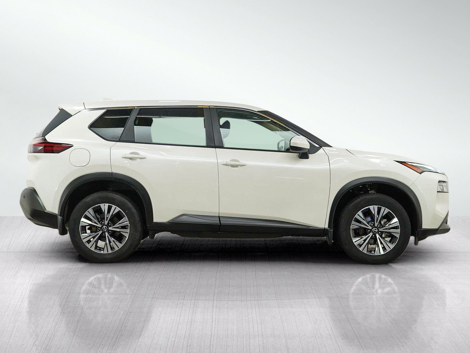 Used 2023 Nissan Rogue SV AWD/4WD image 7