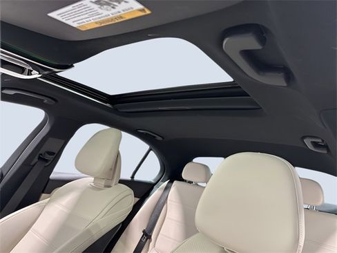Used 2025 Mercedes-Benz C 300 4MATIC Sedan image 27