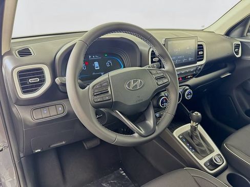 New 2026 Hyundai Venue SEL FWD image 11