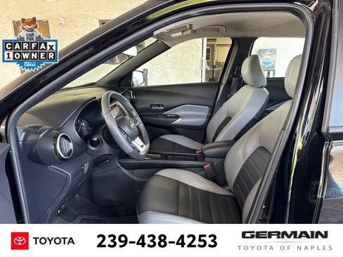 Used 2024 Nissan Kicks SR w/ SR Premium Package FWD image 16