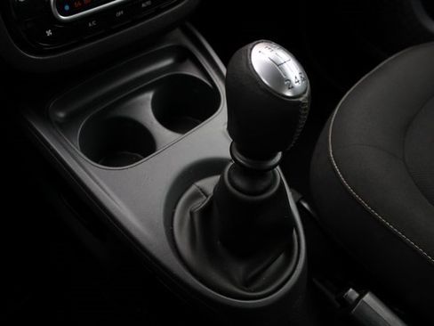 Used 2016 smart fortwo passion image 9