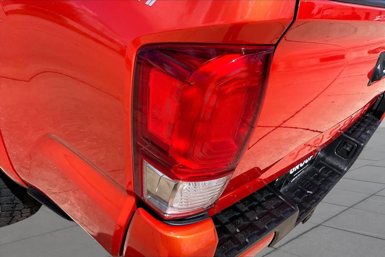 Used 2016 Toyota Tacoma TRD Sport w/ Towing Package RWD image 26