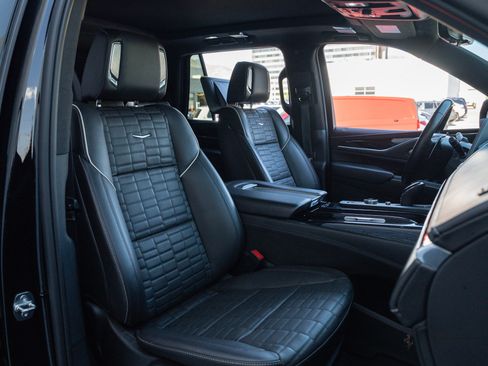 Used 2023 Cadillac Escalade V w/ LPO, ONYX Package AWD/4WD image 20