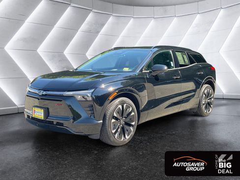 Used 2025 Chevrolet Blazer EV RS AWD/4WD image 1