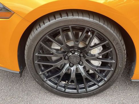 Used 2018 Ford Mustang GT RWD image 10