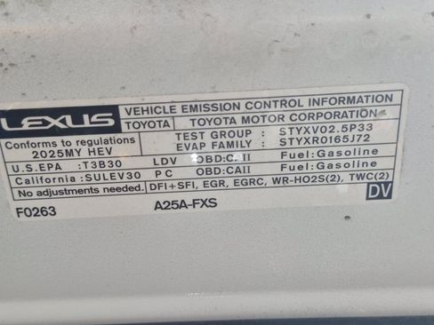 Used 2025 Lexus ES 300h w/ Premium Package FWD image 20