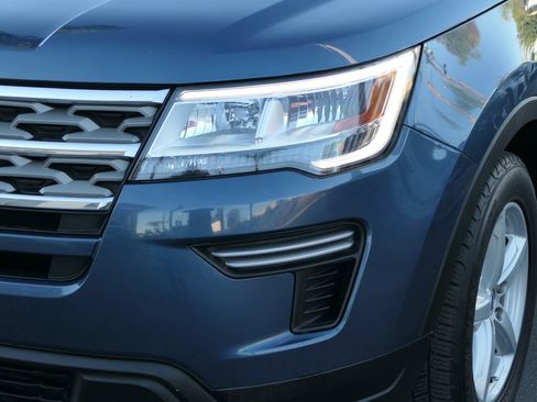 Used 2018 Ford Explorer XLT image 10