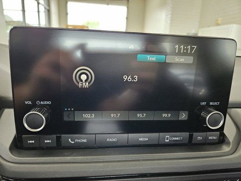 Used 2024 Honda Accord EX image 23
