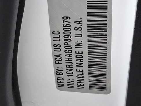 Used 2023 Jeep Grand Cherokee Altitude image 26