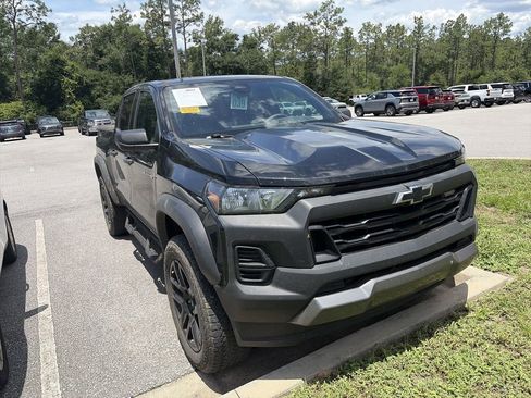 Used 2024 Chevrolet Colorado Trail Boss w/ Advanced Trailering Package AWD/4WD image 2