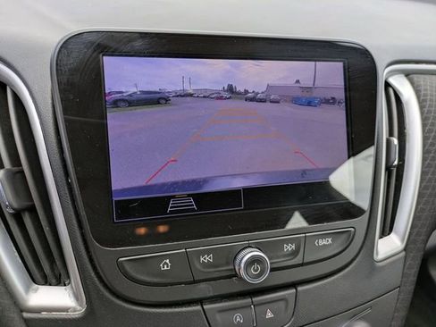 Used 2024 Chevrolet Malibu LT FWD image 14