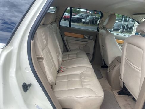 Used 2007 Lincoln MKX AWD image 16