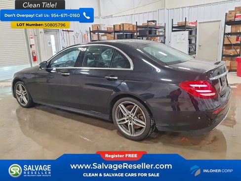 Used 2018 Mercedes-Benz E 400 4MATIC Sedan image 3