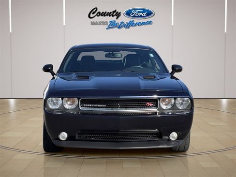 Used 2011 Dodge Challenger R/T w/ Sound Group II image 12