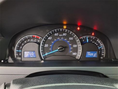 Used 2012 Toyota Camry XLE image 65