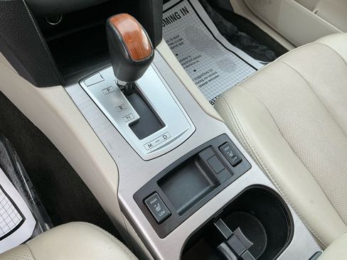 Used 2014 Subaru Outback 2.5i Limited w/ Moonroof Package image 14