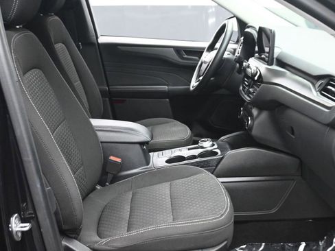 Used 2023 Ford Escape Active AWD/4WD image 9
