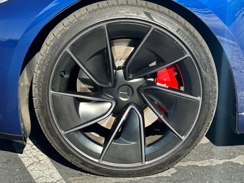 Used 2024 Tesla Model 3 Performance AWD/4WD image 40