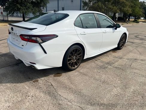 Used 2023 Toyota Camry SE FWD image 14