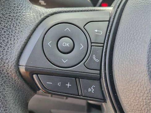 Certified 2023 Toyota RAV4 XLE w/ Convenience Package FWD image 13