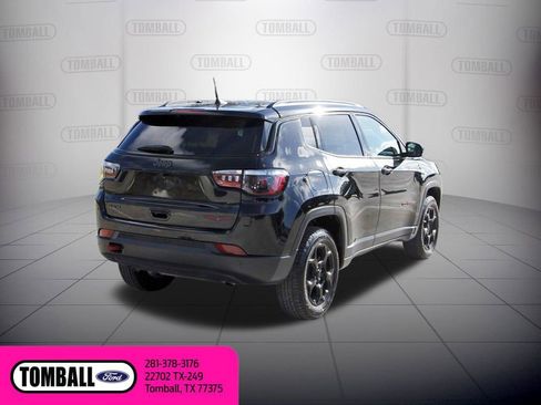 Used 2023 Jeep Compass Trailhawk image 7