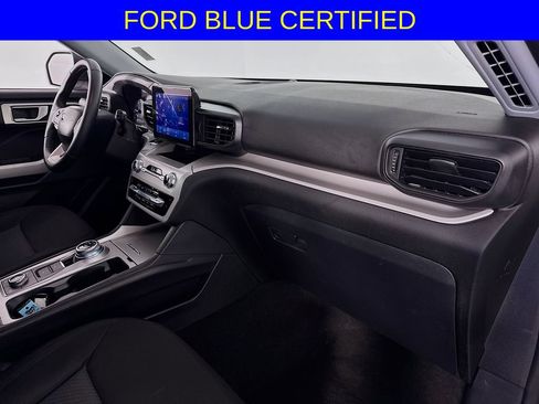 Certified 2023 Ford Explorer XLT w/ Class IV Trailer Tow Package AWD/4WD image 32