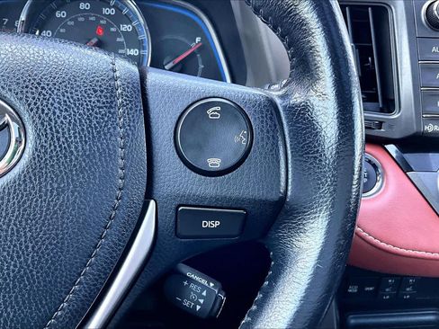 Used 2014 Toyota RAV4 Limited AWD/4WD image 25