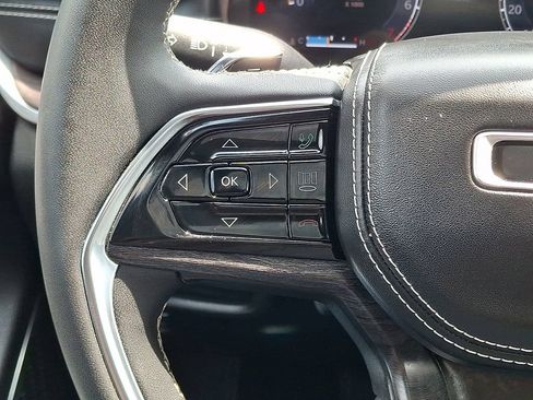 Used 2023 Jeep Grand Cherokee L Overland AWD/4WD image 21