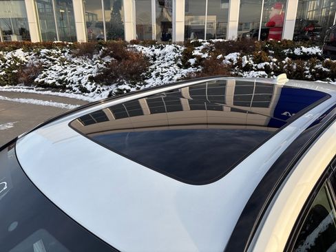 Used 2025 Volvo XC60 B5 Plus image 12