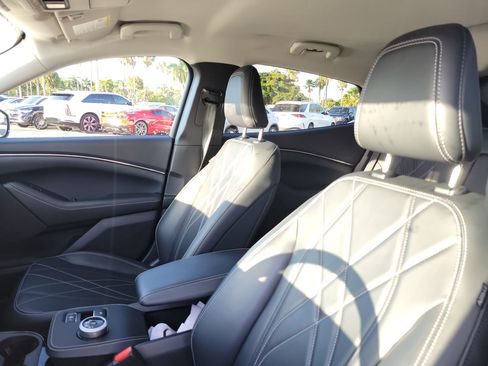 Used 2023 Ford Mustang Mach-E Select RWD image 21