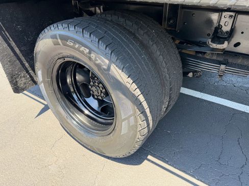 Used 2019 GMC Sierra 3500 4x4 Crew Cab w/ Sierra Convenience Package image 13