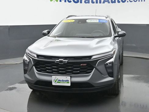 Used 2024 Chevrolet Trax RS w/ Sunroof Package image 5