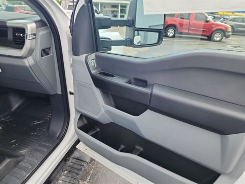 New 2025 Ford F350 XL w/ XL Chrome Package image 23