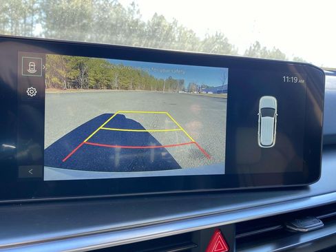 Used 2025 Kia Sorento EX image 17