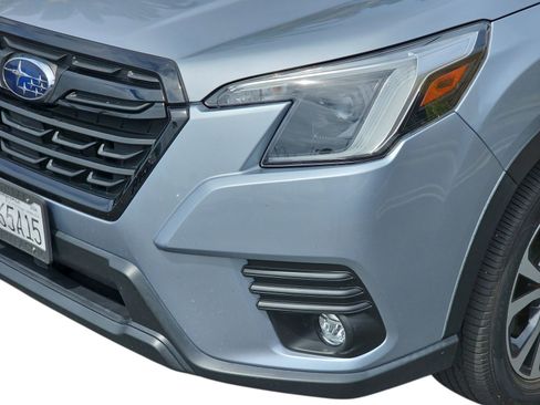 Used 2024 Subaru Forester Limited AWD/4WD image 9