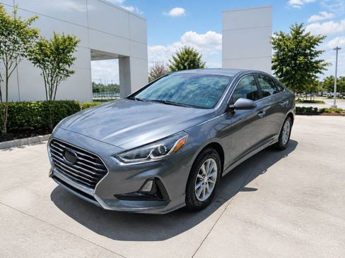 Used 2019 Hyundai Sonata SE FWD image 1