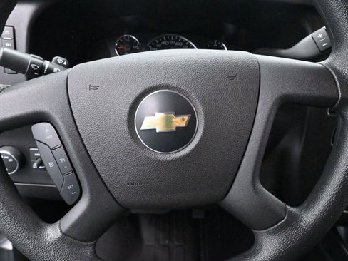 Used 2023 Chevrolet Express 2500 w/ Driver Convenience Package image 18