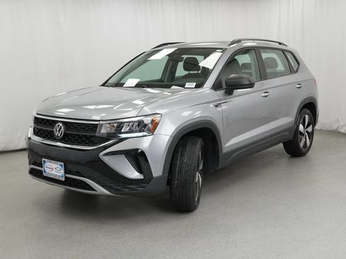 Used 2024 Volkswagen Taos S AWD/4WD image 3