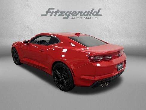 Used 2022 Chevrolet Camaro LT w/ Technology Package image 3