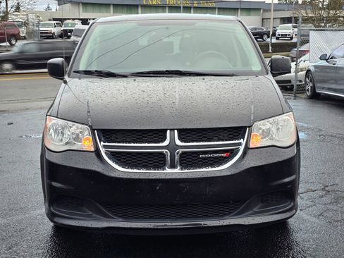 Used 2018 Dodge Grand Caravan SE image 8