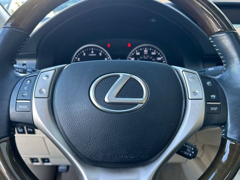 Used 2014 Lexus ES 350 w/ Premium Package image 16