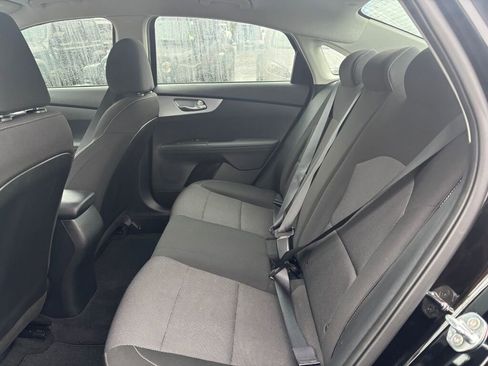 Certified 2023 Kia Forte LXS image 14