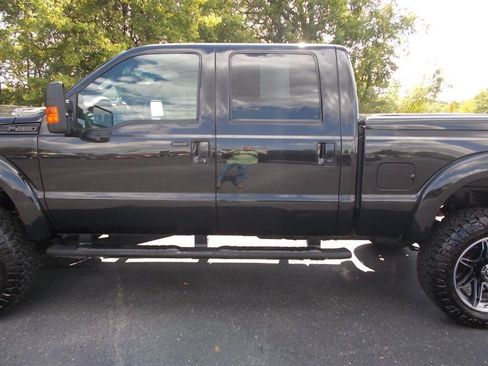 Used 2013 Ford F250 Lariat w/ Lariat Ultimate Pkg AWD/4WD image 6