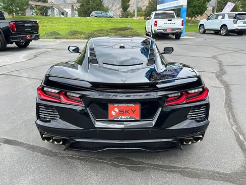 Used 2023 Chevrolet Corvette Stingray Preferred Cpe w/ Z51 Performance Package RWD image 10