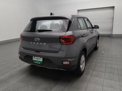 Used 2021 Hyundai Venue SE FWD image 9