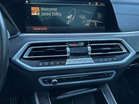 Used 2022 BMW X5 xDrive40i w/ M Sport Package image 16