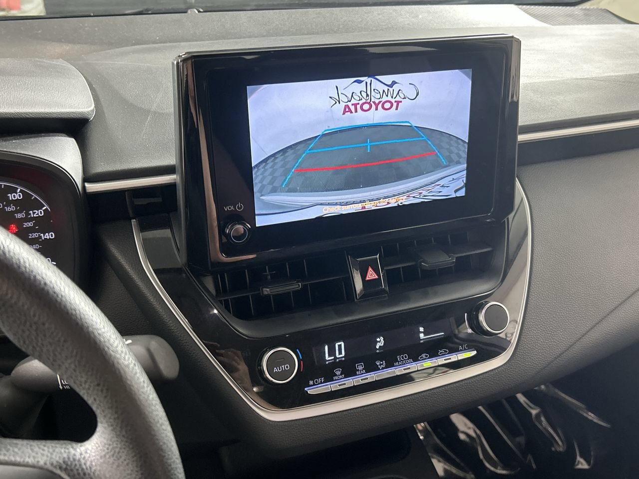 Used 2025 Toyota Corolla LE FWD image 18