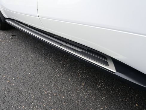 Used 2023 Toyota Highlander Platinum AWD/4WD image 11