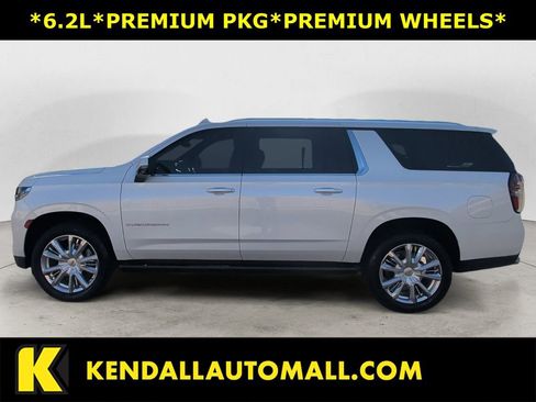 Used 2021 Chevrolet Suburban High Country AWD/4WD image 2